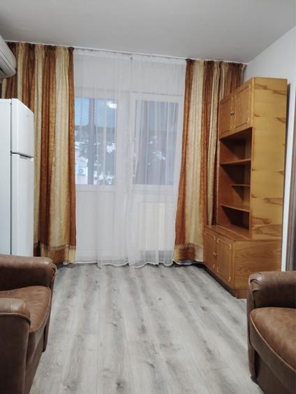 Apartament cu 2 camere nedecomandat în Central