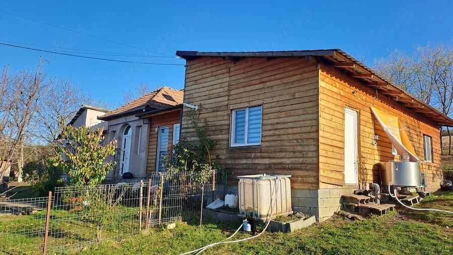 Teren de 31400 mp, în Răzoare