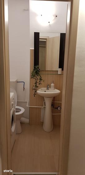 Proprietar, inchiriez apatament 3 camere Strand, etajul 1, central - 6