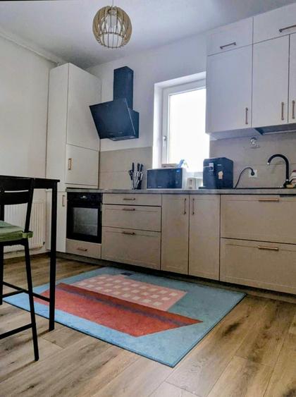 Apartament cu 2 camere decomandat în Ulmi