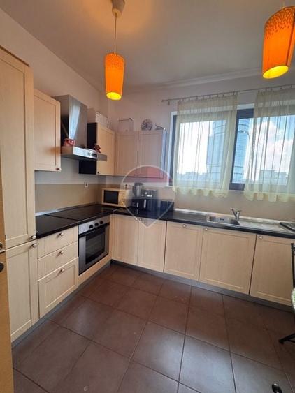 Apartament cu 3 camere decomandat în Kiseleff
