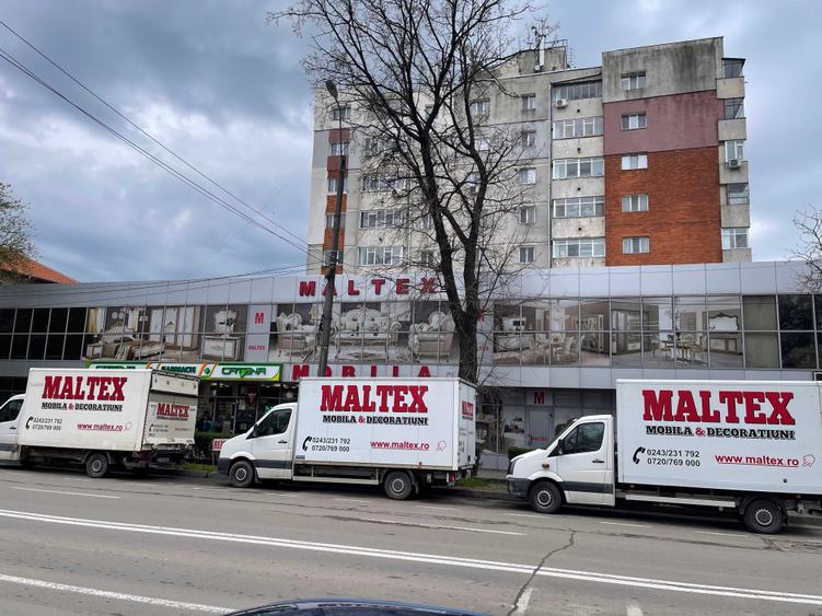 Spațiu comercial, de 860 mp, în Central