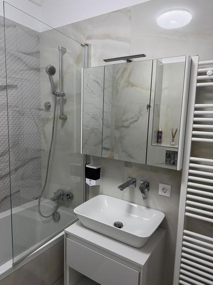 Apartament cu 2 camere decomandat, mobilat în Lujerului