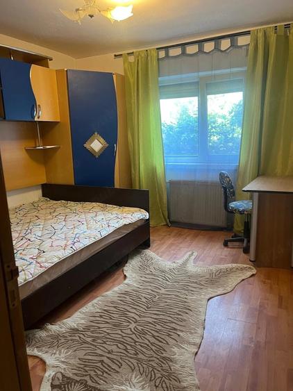 Apartament cu 2 camere decomandat în Contactoare