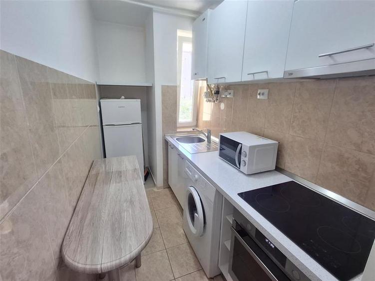 Apartament cu 2 camere nedecomandat în Cedonia
