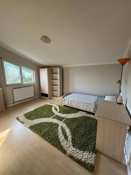 Casă cu 5 camere cu Teren 450 Mp în Sângeorgiu de Mureș