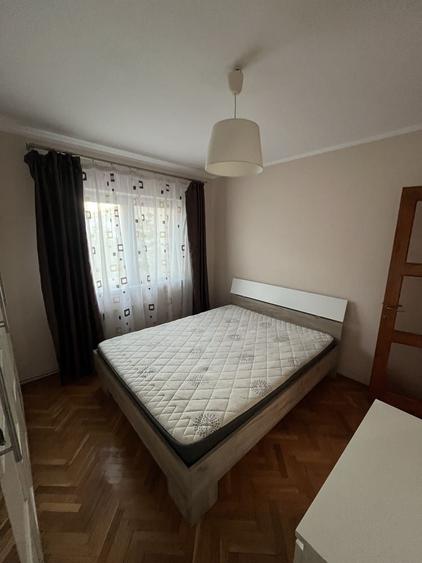 Apartament cu 3 camere decomandat în Vasile Aaron