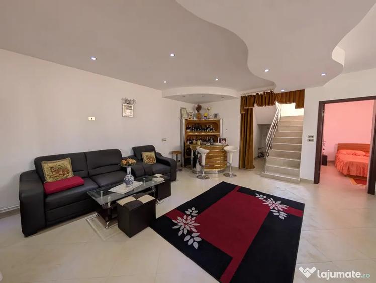 Casă cu 5 camere cu Teren 500 Mp în Lilieci