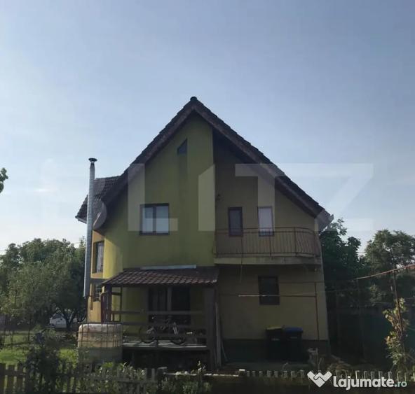 Casă cu 5 camere cu Teren 600 Mp în Central