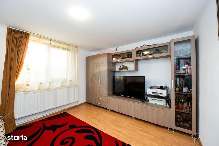 Casă cu 4 camere în Valea Stânii