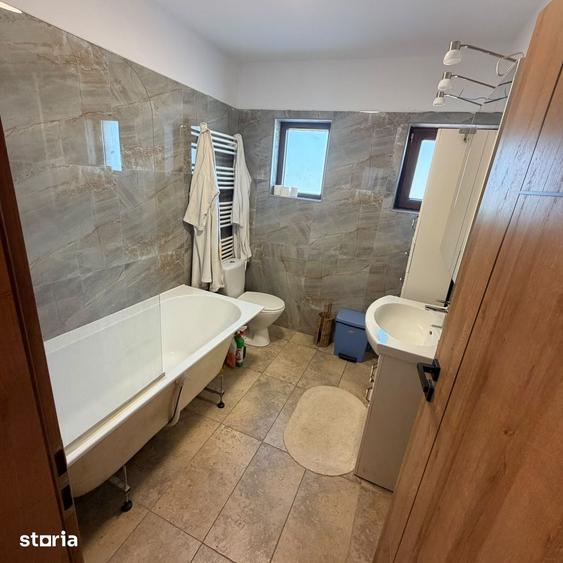 Casă cu 4 camere cu Teren 271 Mp în Balotești