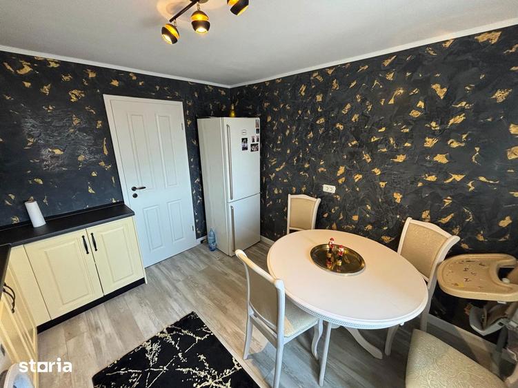 Apartament cu 2 camere decomandat, mobilat în Central