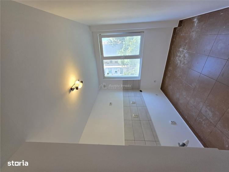 Apartament cu 2 camere decomandat în Colentina