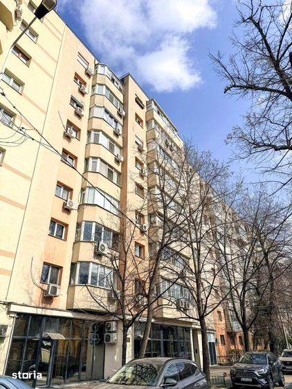 Apartament cu 4 camere semidecomandat, mobilat în Obor