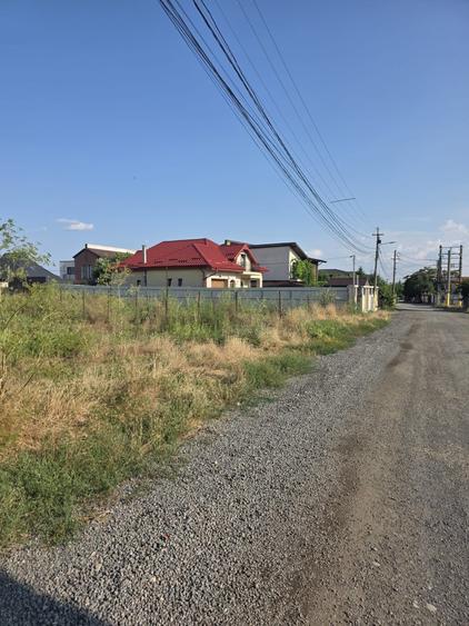 Teren agricol intravilan de 9100 mp, în Valu lui Traian