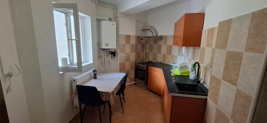 Apartament cu 2 camere decomandat, mobilat în Energia