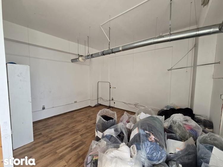 Spațiu comercial, de 140 mp, în Bicaz