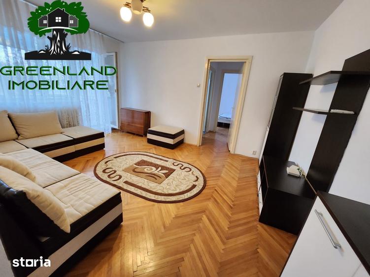 Apartament cu 2 camere semidecomandat în Podu Roș