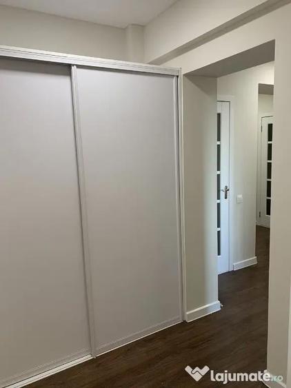 Apartament cu 2 camere decomandat în P-ța Unirii