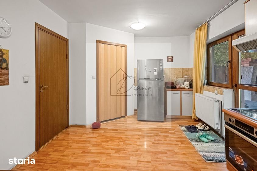Casă cu 4 camere cu Teren 550 Mp în Mogoșoaia