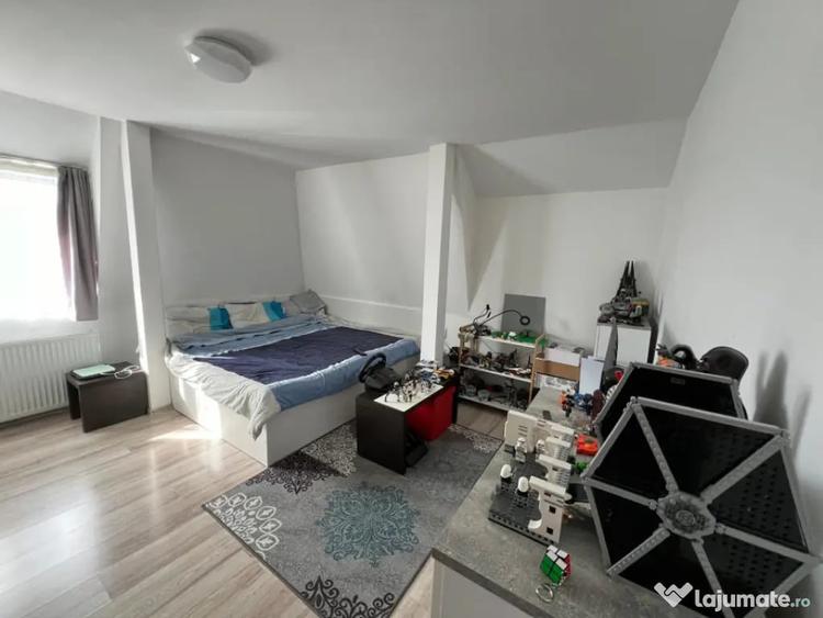 Apartament cu 3 camere semidecomandat în Gheorgheni