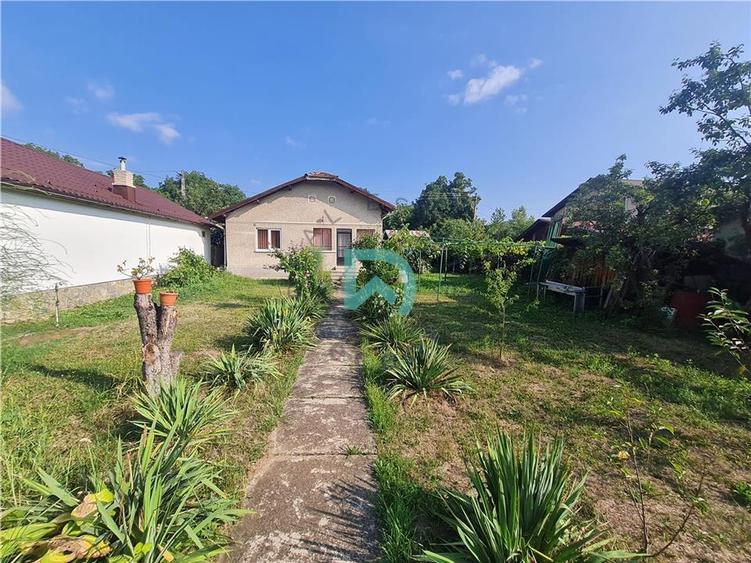 Casă individuală cu 3 camere cu Teren 529 Mp în Podul Vadului