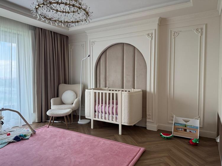 Apartament cu 4 camere decomandat în Aviației