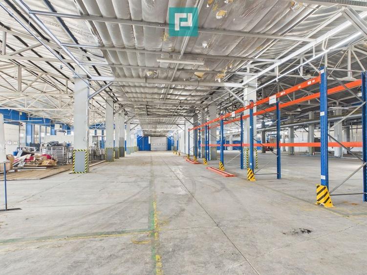 Spațiu industrial, de 3,400 mp, în Poltur