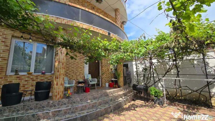 Casă cu 5 camere cu Teren 120 Mp în Floreasca