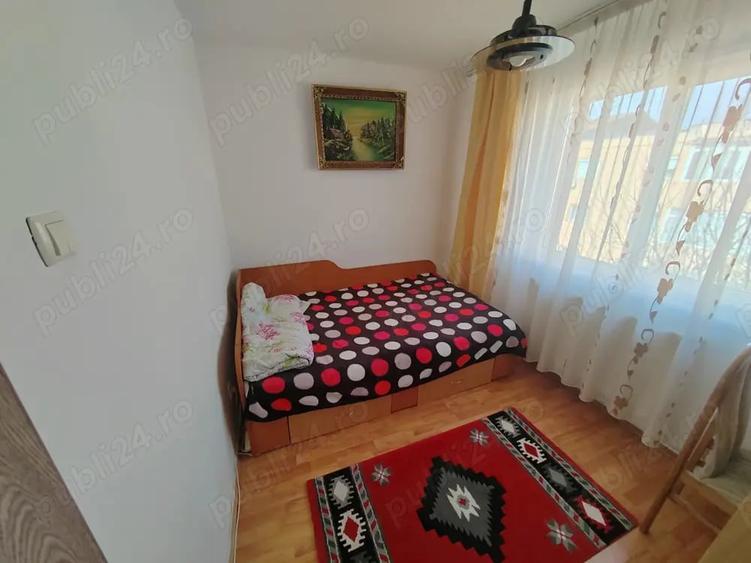 Apartament cu 2 camere decomandat în Romanești