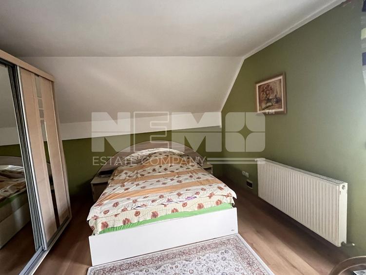 Casă individuală cu 5 camere cu Canalizare în Lisaura