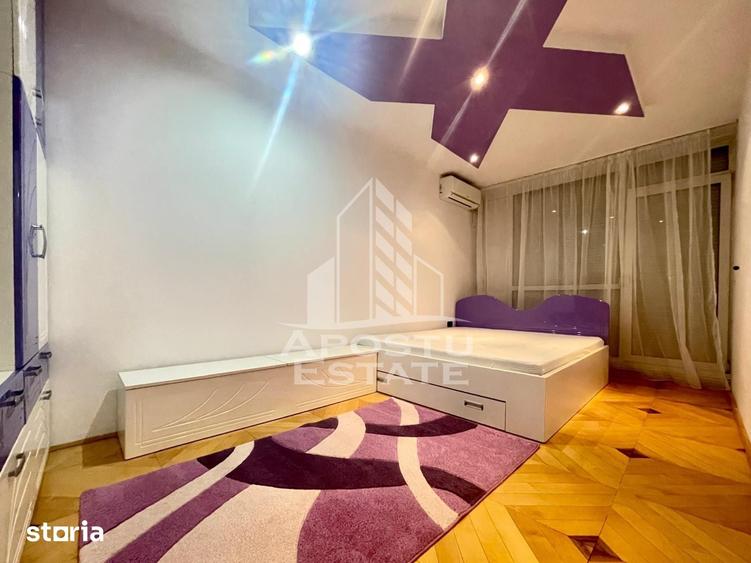 Apartament cu 3 camere decomandat în UTA