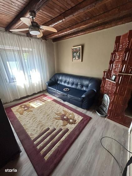 Casă cu 3 camere în Central