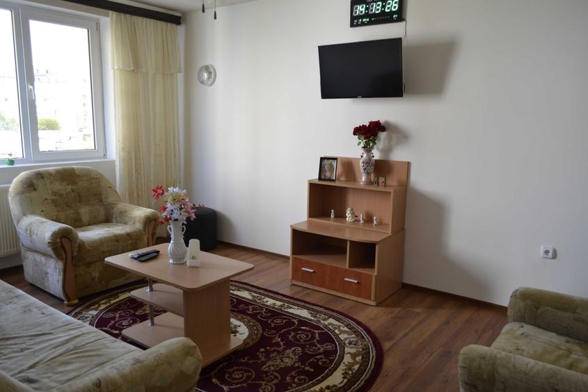 Apartament cu 2 camere decomandat în Berceni