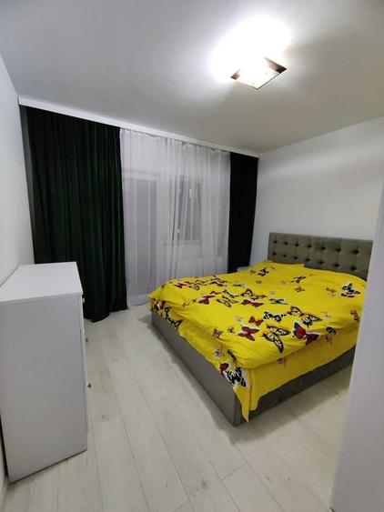 Apartament cu 2 camere semidecomandat în Ipotești