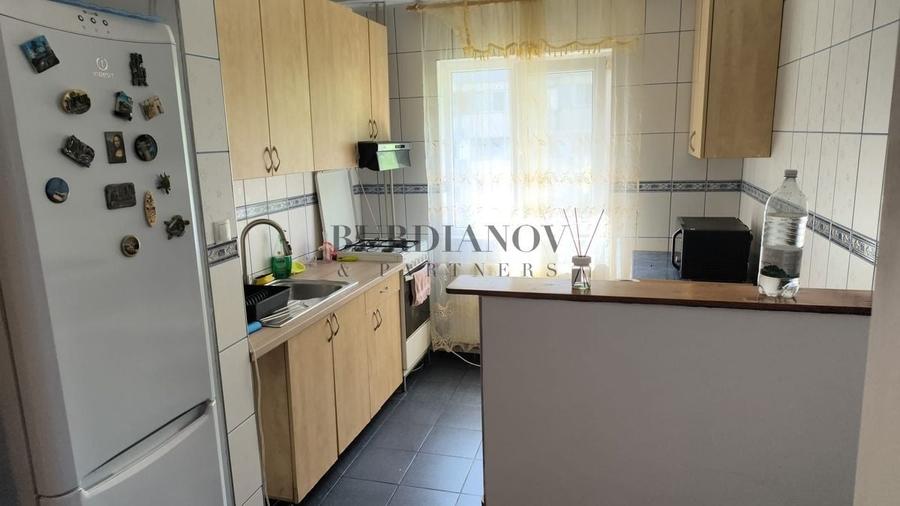 Apartament cu 2 camere decomandat, mobilat în Militari