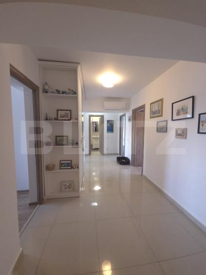 Apartament cu 4 camere decomandat, mobilat în Ultracentral