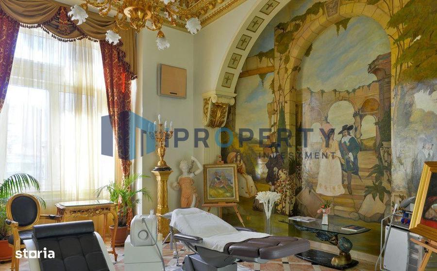 Casă cu 10 camere cu Teren 2000 Mp în Romană