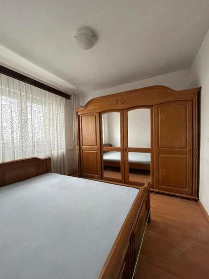 Apartament cu 3 camere semidecomandat în Pantelimon