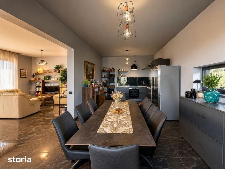 Casă cu 5 camere cu Teren 800 Mp în Podgoria