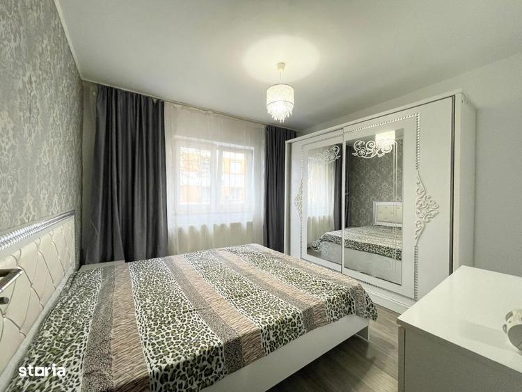 Apartament cu 3 camere semidecomandat, mobilat în Girocului