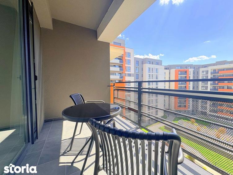 Apartament cu 2 camere, mobilat în Est