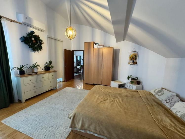 Apartament cu 3 camere decomandat, mobilat în Valea Borcutului