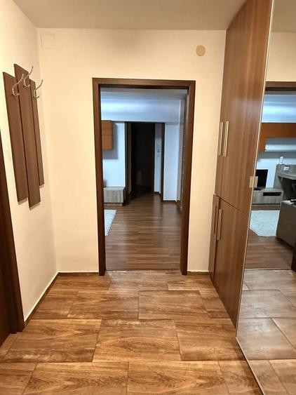 Apartament cu 2 camere semidecomandat în Eroii Revoluției