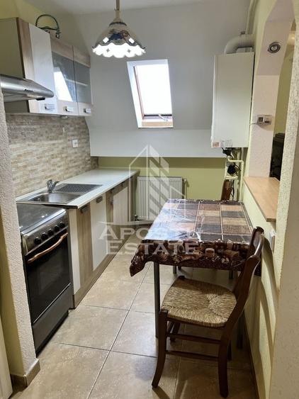 Apartament cu 2 camere decomandat în Lipovei