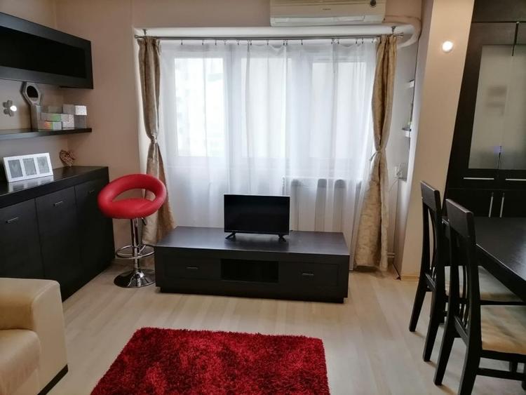 Apartament cu 3 camere decomandat, mobilat în Gară
