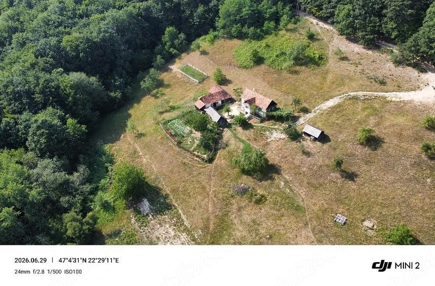 Teren de 28775 mp, în Groși
