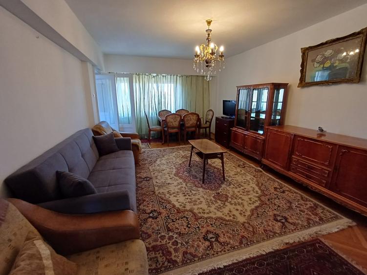 Închiriere apartament 2 camere cu garaj,  lângă Teatrul Național - 3