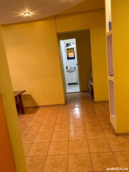 Apartament cu 4 camere decomandat în Bejan
