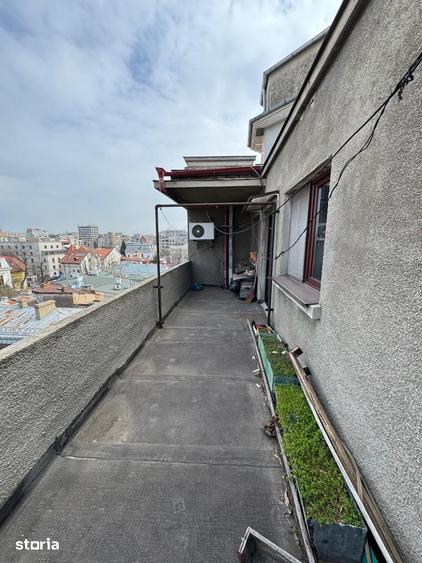 Apartament cu 3 camere în Calea Victoriei
